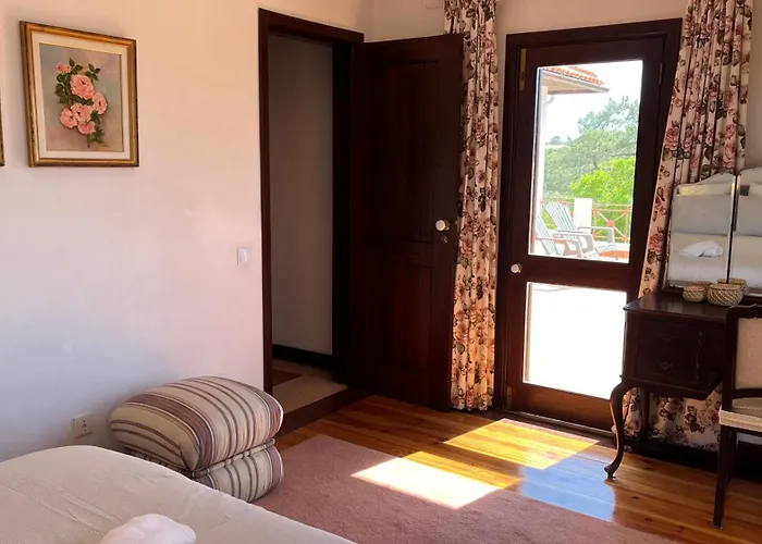 فيلة Quinta Acacias Perto Do Meco سيسيمبرا